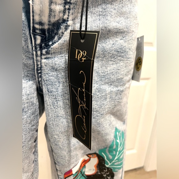 DG2 by Diane Gilman New Petite Classic Stretch Denim 3D Embellished Jeans - Picture 6 of 11